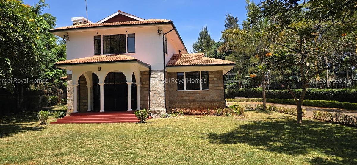 4 Bed House with En Suite at Acacia Drive - 1