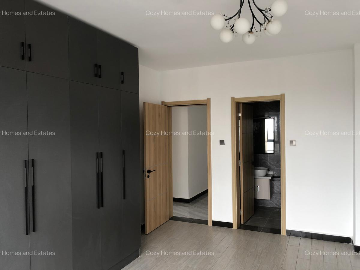 2 Bed Apartment with En Suite at Lavington - 10