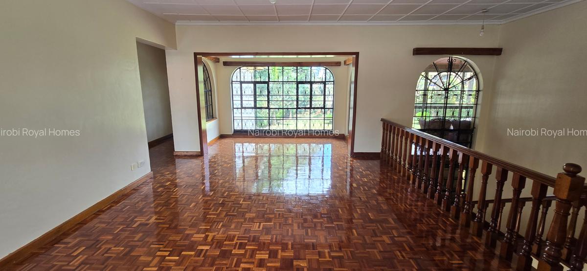 5 Bed Townhouse with En Suite at Nyari Close - 17