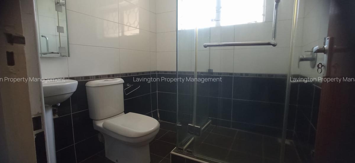 4 Bed Townhouse with En Suite at Lavington Green - 14