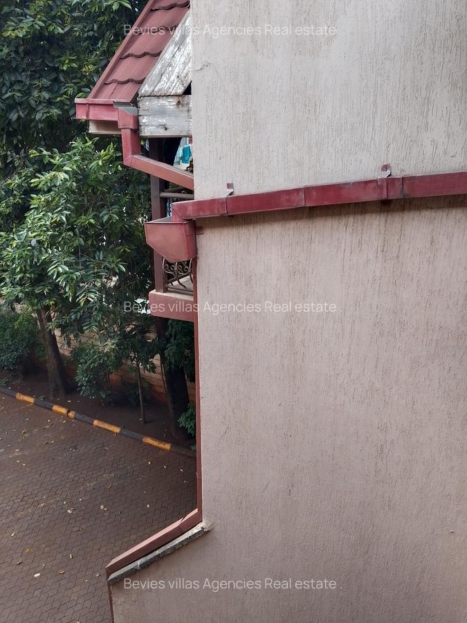 5 Bed Townhouse with En Suite at Parklands - 2