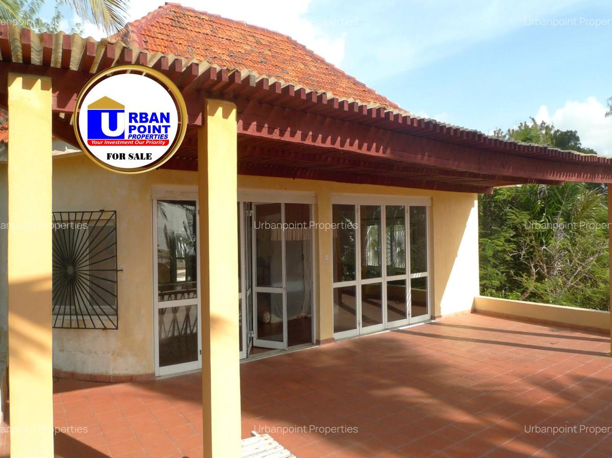 4 Bed House with En Suite in Malindi - 6