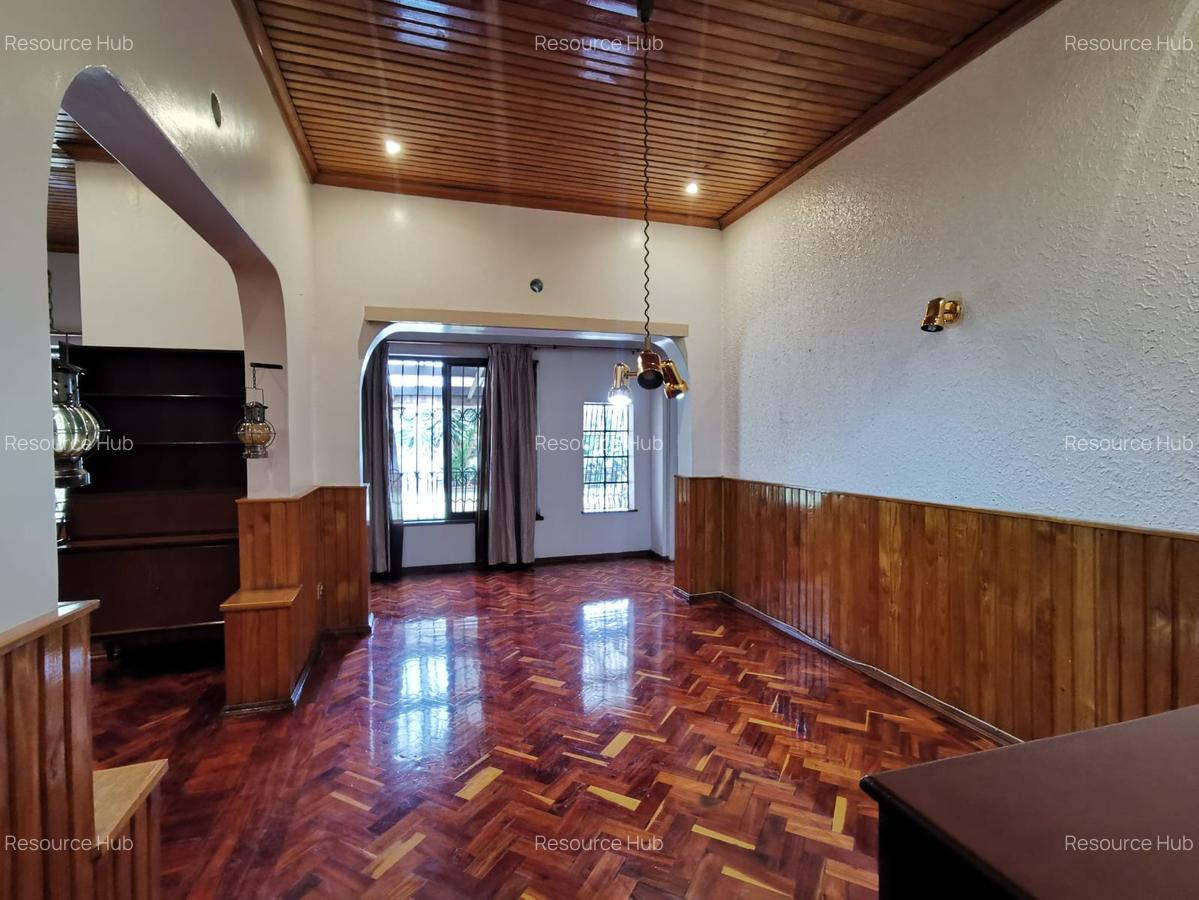 4 Bed Townhouse with En Suite at Spring Valley - 6