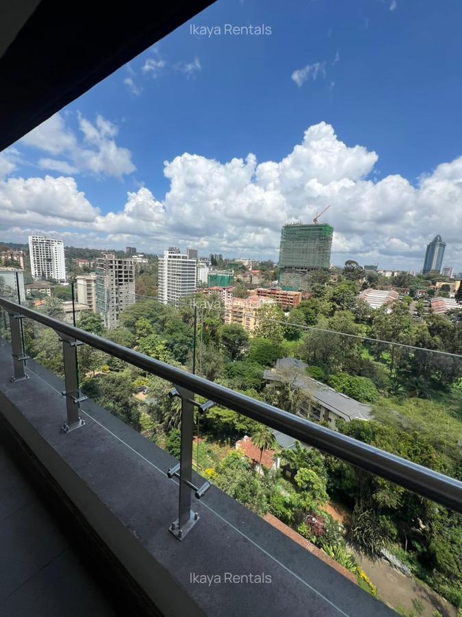 3 Bed Apartment with En Suite at Riverside Drive - 8