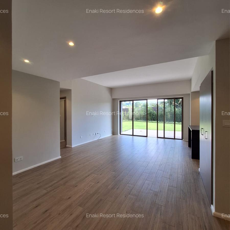 2 Bed Apartment with En Suite at Red Hill Road - 2