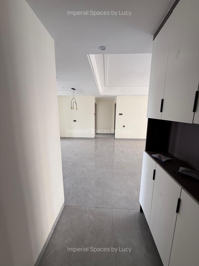 2 Bed Apartment with En Suite in Kilimani - 4