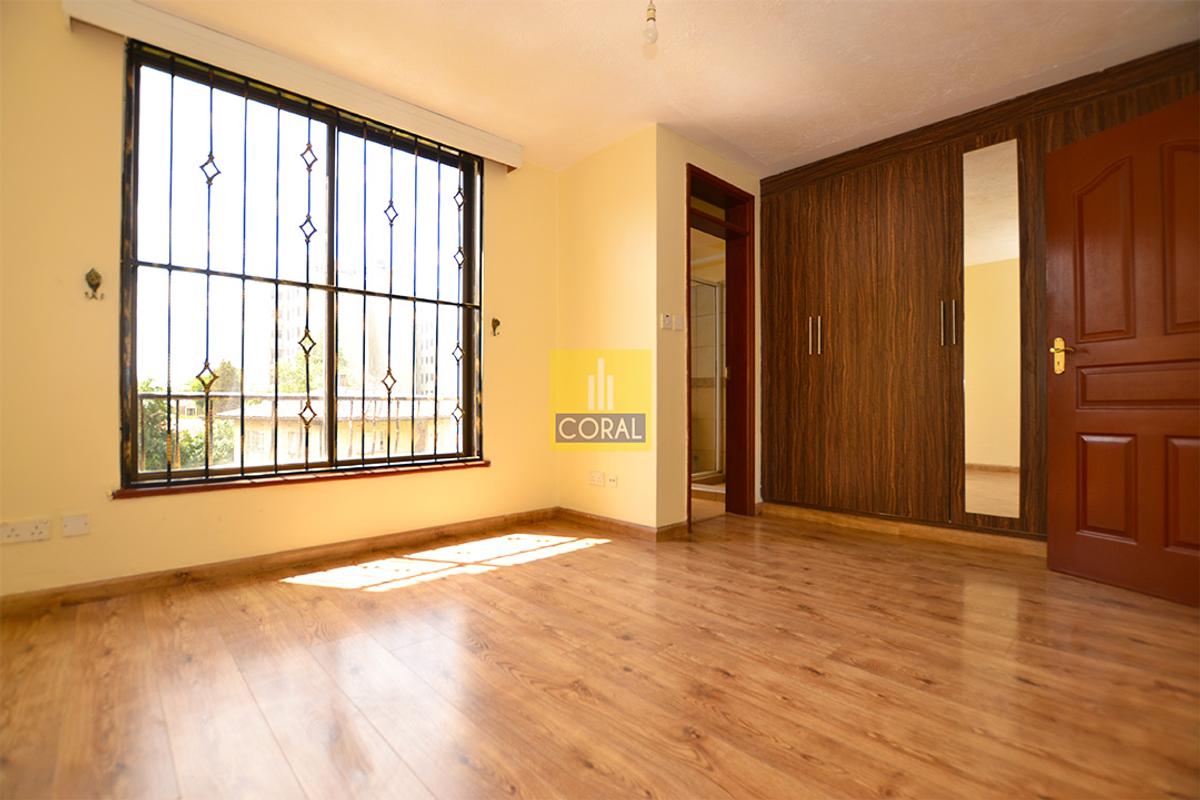 3 Bed Apartment with Lift in Kilimani - 8