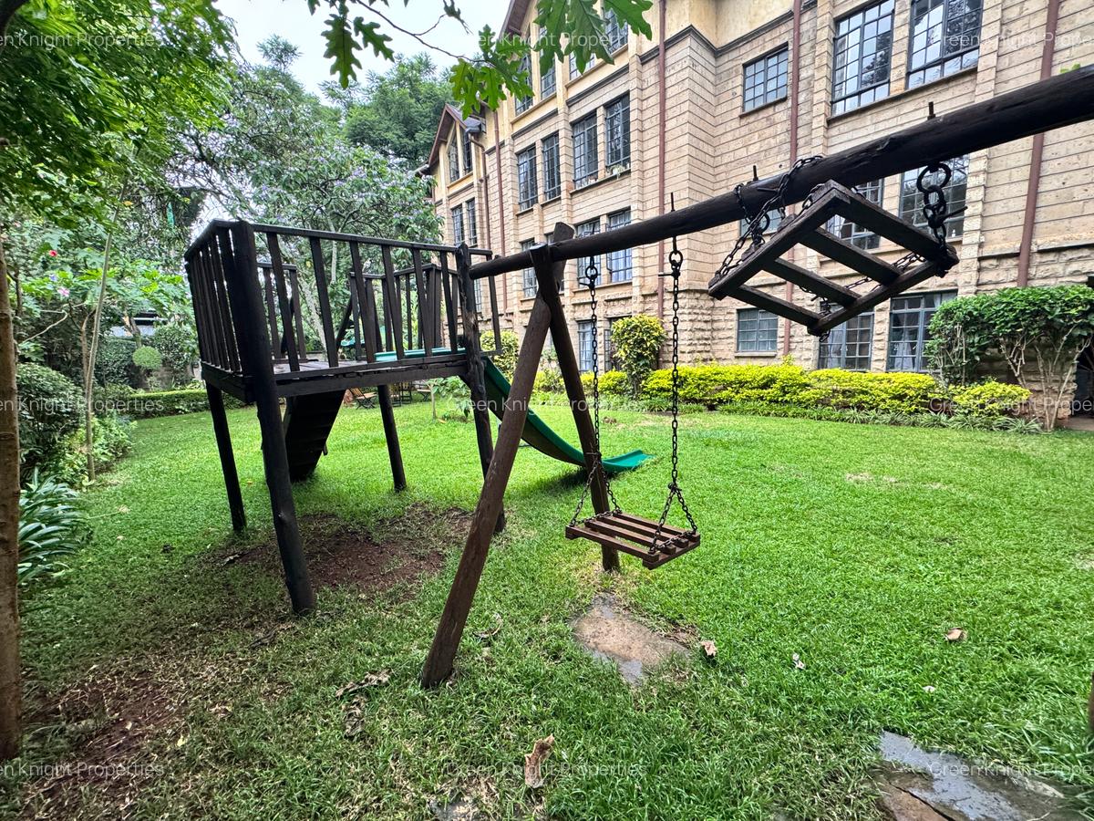 Serviced 2 Bed Apartment with En Suite in Lavington - 3