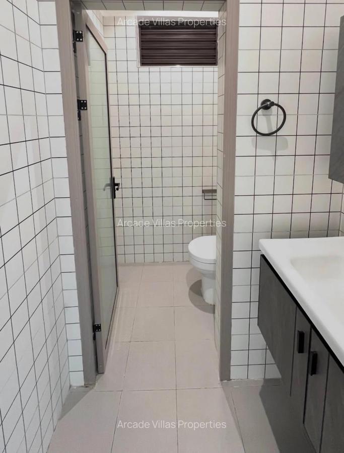4 Bed Apartment with En Suite in Kileleshwa - 14