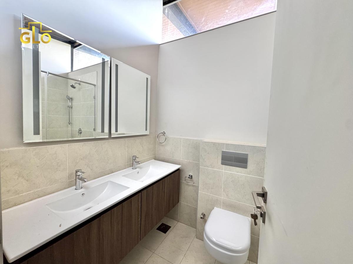3 Bed Townhouse with En Suite in Kiambu Road - 13