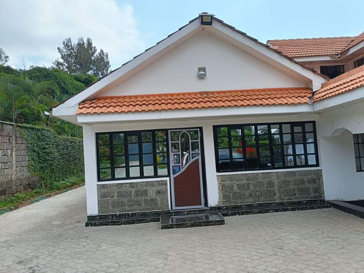 3 Bed House with En Suite in Runda - 3