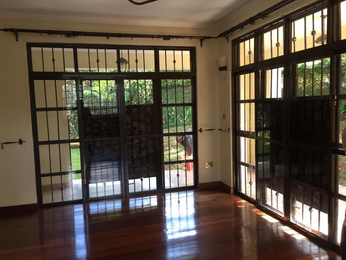 4 Bed Villa with En Suite in Kiambu Road - 16