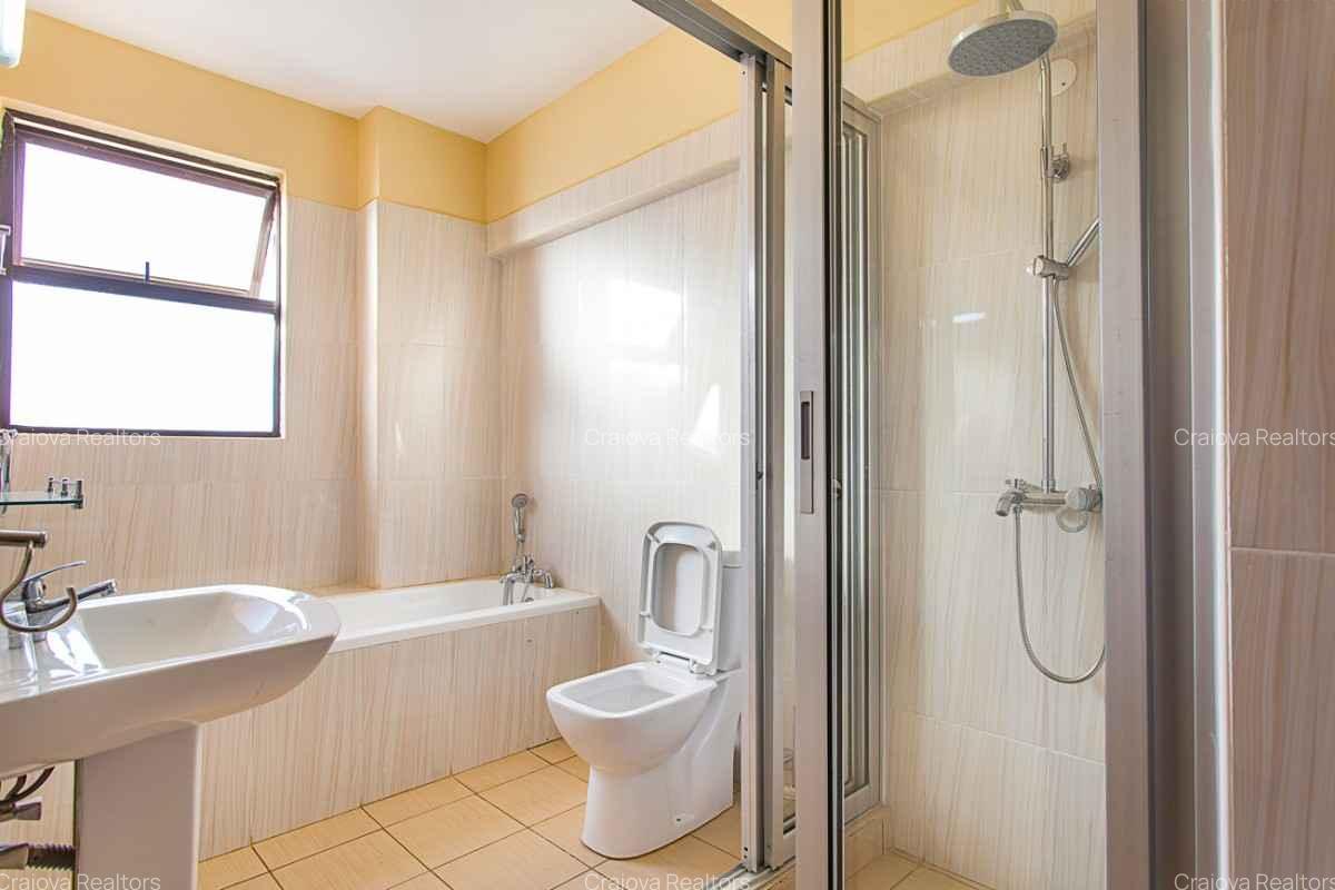 3 Bed Apartment with En Suite at Kiambu Road - 15