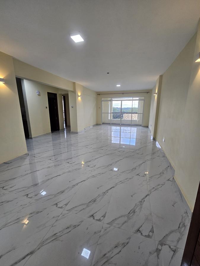 4 Bed Apartment with En Suite in Parklands - 1