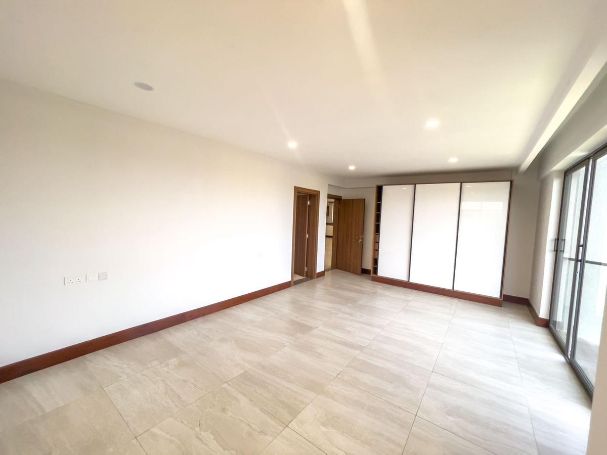 2 Bed Apartment with En Suite at Rhapta Rd - 4