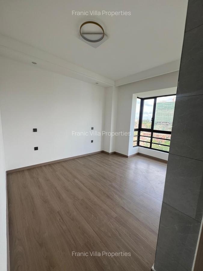 3 Bed Apartment with En Suite in Riverside - 18