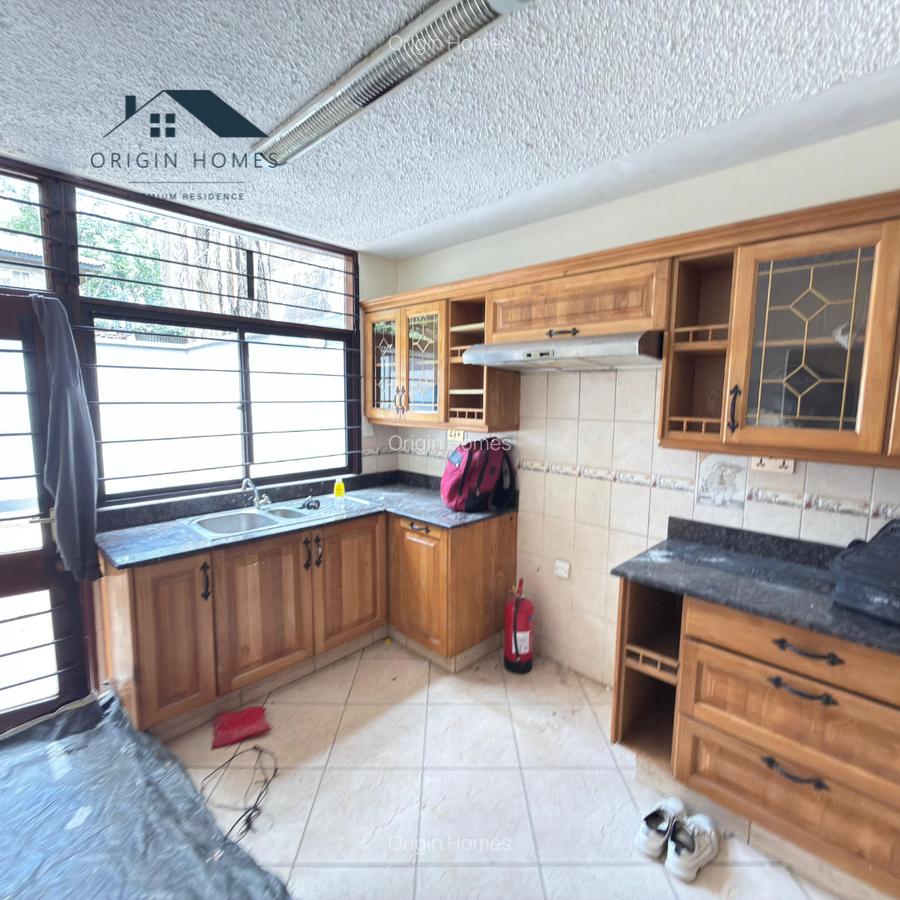 4 Bed Townhouse with En Suite at Kilimani - 6