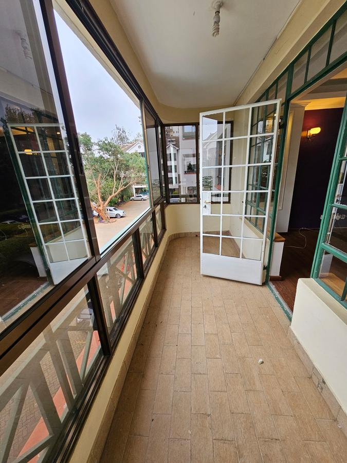 3 Bed Apartment with En Suite at Lavington - 9