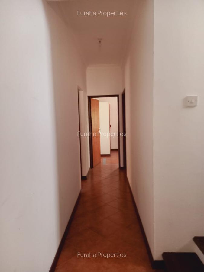 4 Bed House with En Suite in Nyali Area - 8