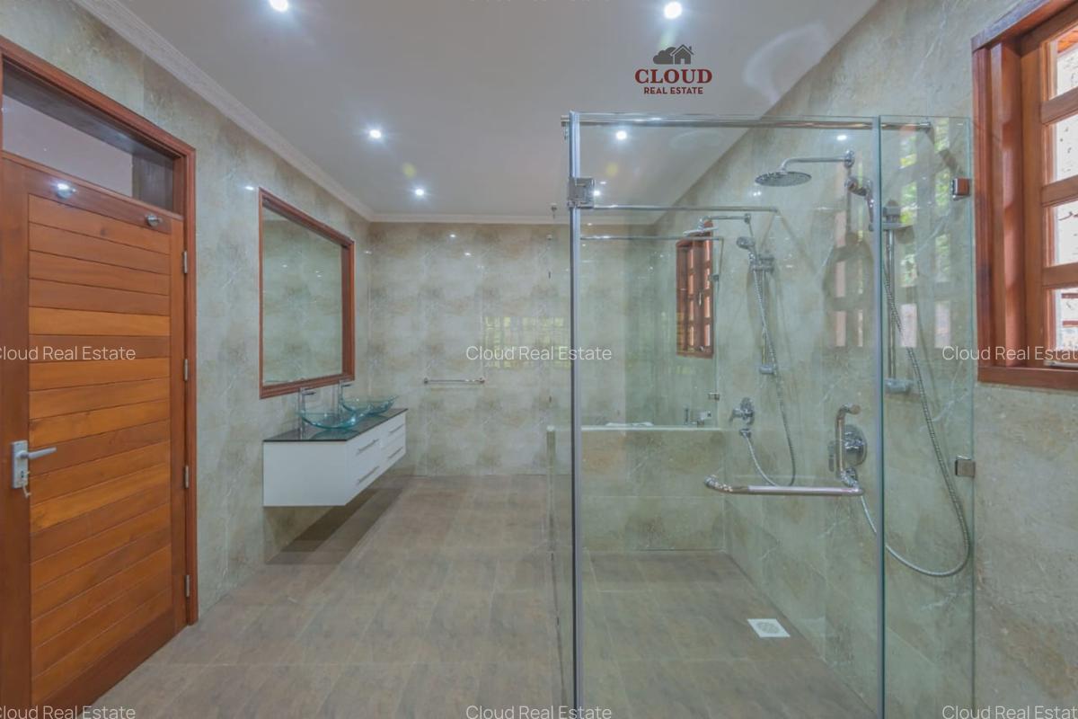 7 Bed House with En Suite in Muthaiga - 7