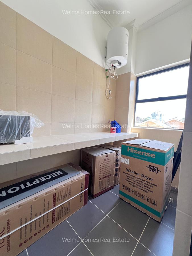 1 Bed Apartment with En Suite at Brookside - 8