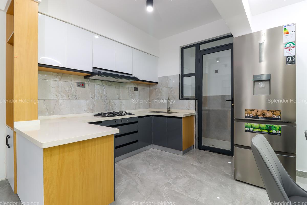 3 Bed Apartment with En Suite in Lavington - 9