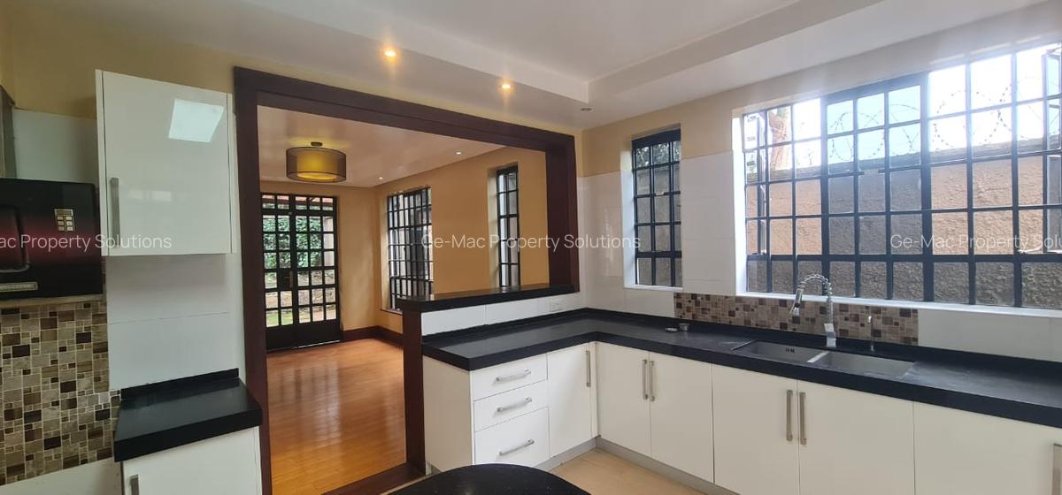 4 Bed Townhouse with En Suite in Runda - 6