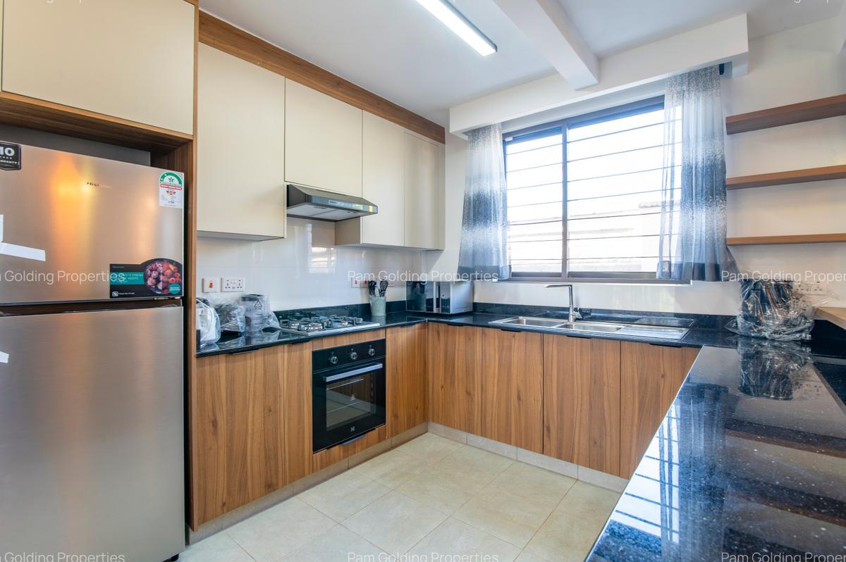 2 Bed House at Ridgeways Road - 6