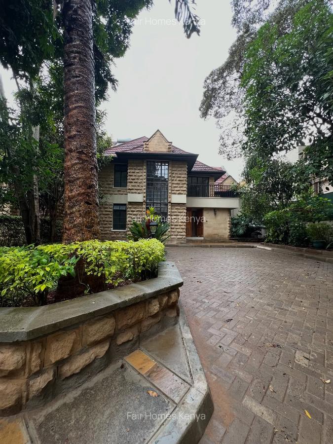 6 Bed Townhouse with En Suite at Convent Drive - 3