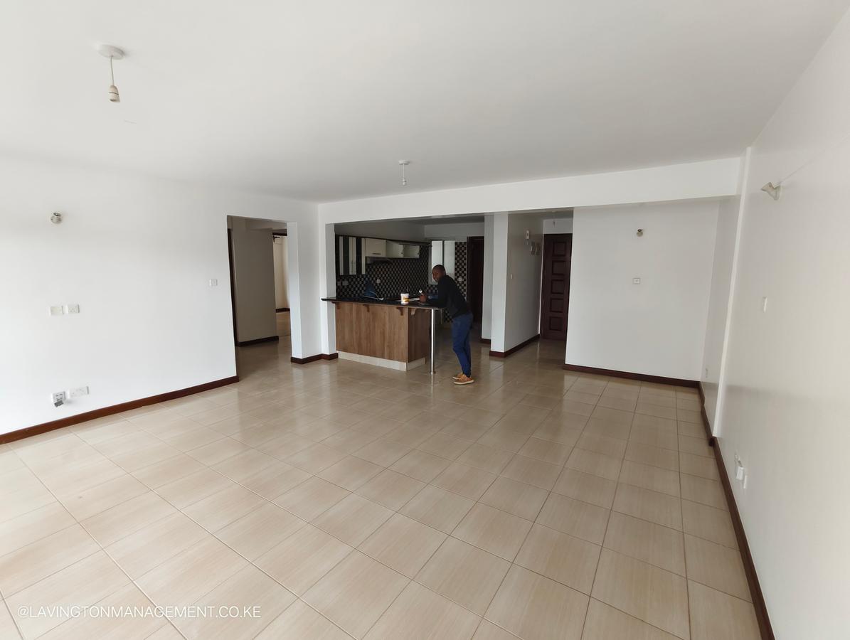 3 Bed Apartment with En Suite at Kileleshwa - 4