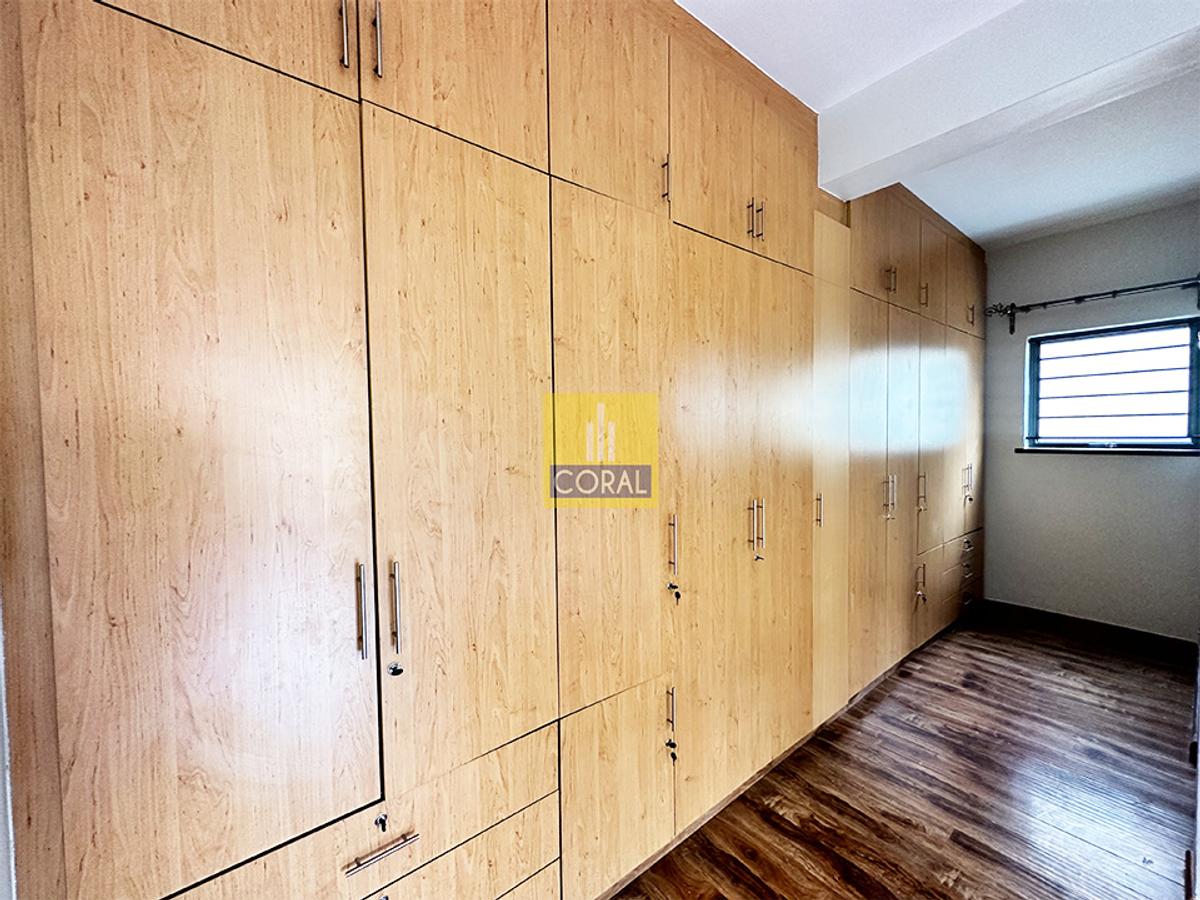 3 Bed Apartment in Rhapta Road - 10