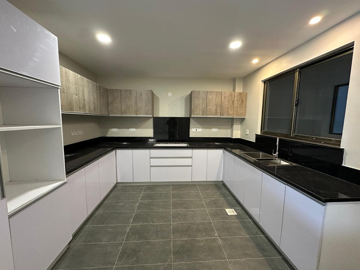4 Bed Apartment with En Suite at Kileleshwa - 4