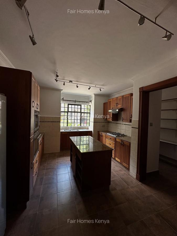 4 Bed Townhouse with En Suite at Peponi Road - 7