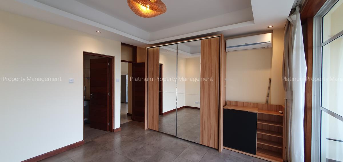 2 Bed Apartment with En Suite at Spring Valley - 12
