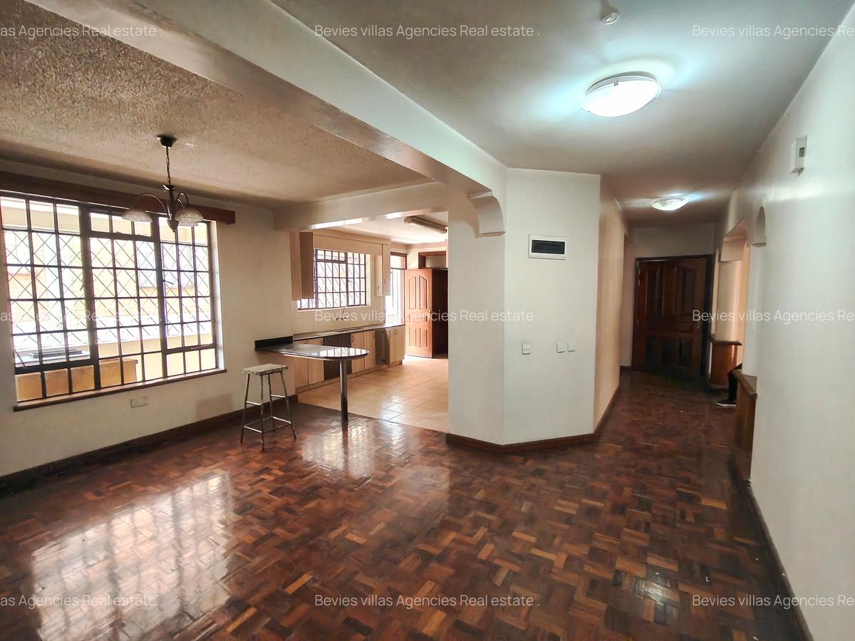 3 Bed Apartment with En Suite at Parklands - 9