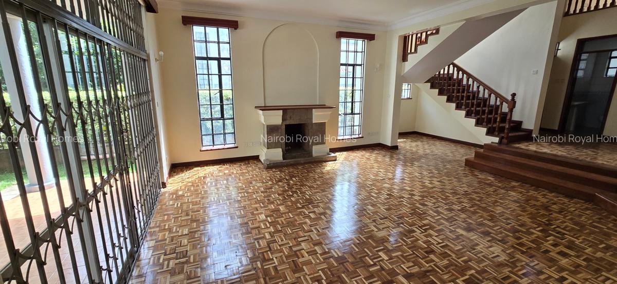 4 Bed Townhouse with En Suite at Lavington Green - 17