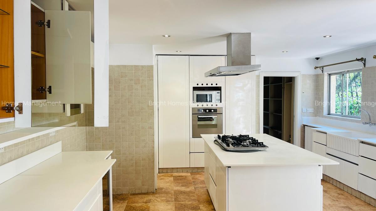 4 Bed Villa with En Suite in Muthaiga - 9