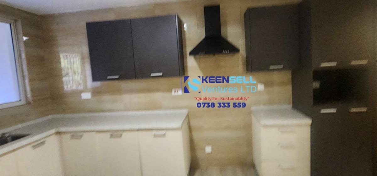 4 Bed Apartment with En Suite in Kilimani - 5