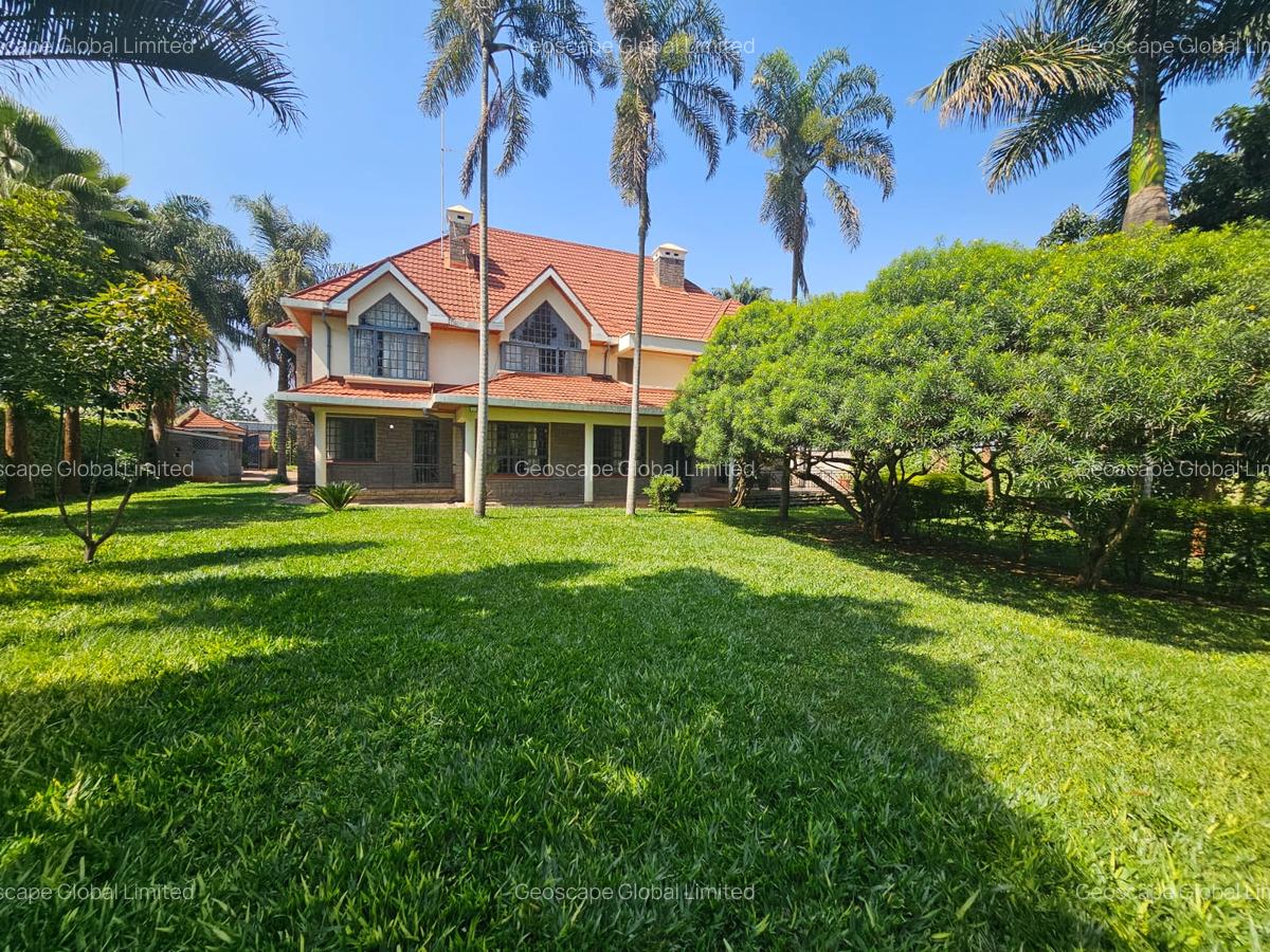 5 Bed House with En Suite in Runda - 19