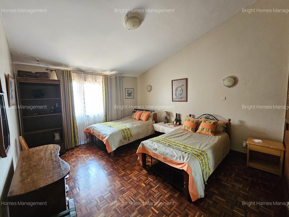 4 Bed Townhouse with En Suite in Lavington - 11