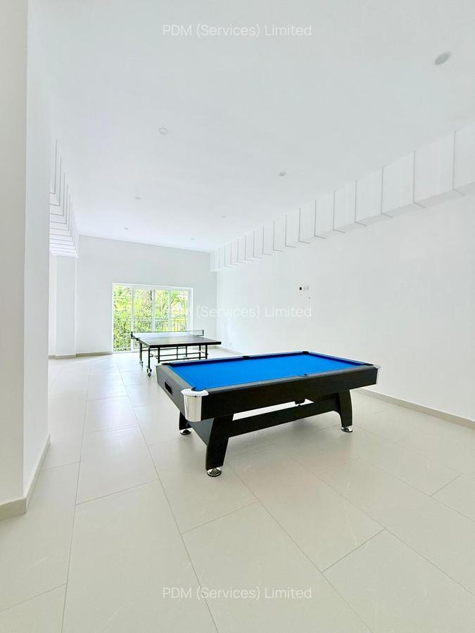 3 Bed Apartment with En Suite at General Mathenge - 20