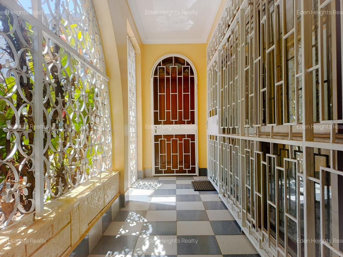 5 Bed Townhouse with Staff Quarters in Westlands Area - 2