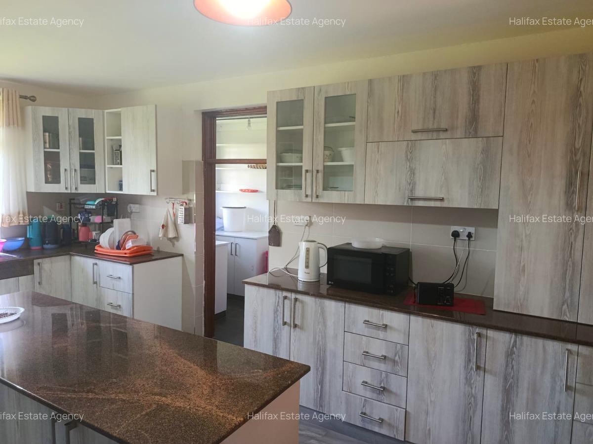 6 Bed House with En Suite in Runda - 6