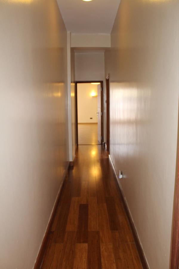 Serviced 3 Bed Apartment with En Suite at Vanga Road - 7