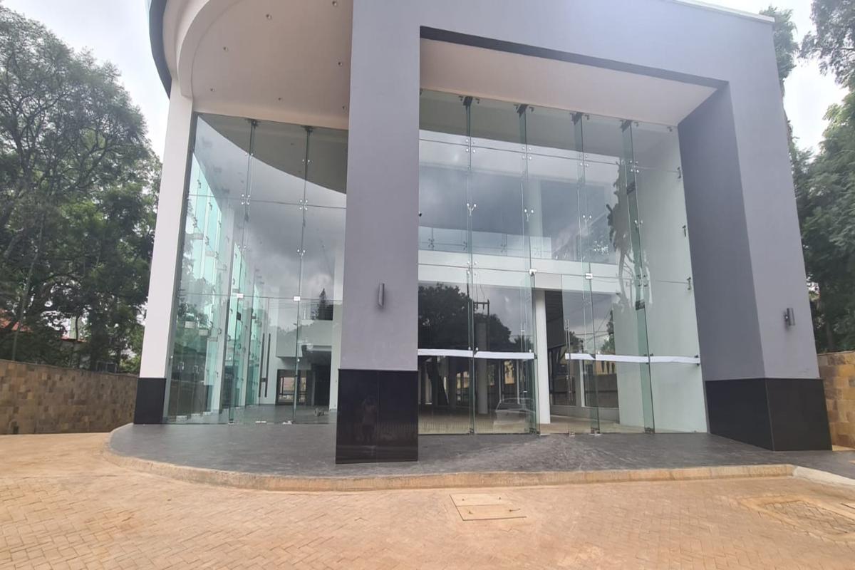 Commercial Property with Lift in Lavington - 15