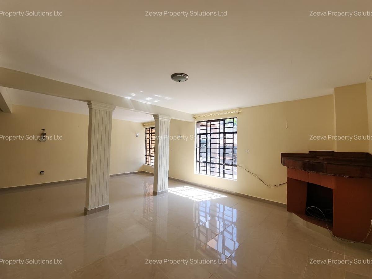 4 Bed House with En Suite in Runda - 5