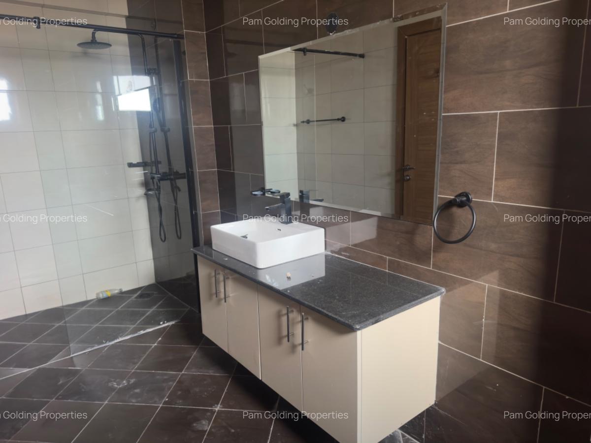 4 Bed Apartment with En Suite in Rhapta Road - 11