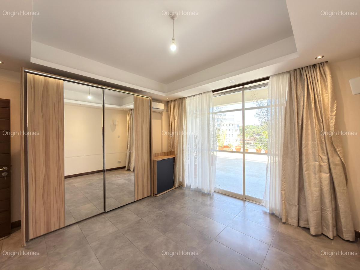 2 Bed Apartment with En Suite in Spring Valley - 13