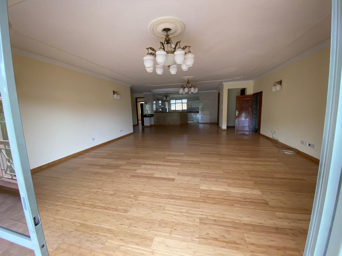 3 Bed Apartment with En Suite in Parklands - 2