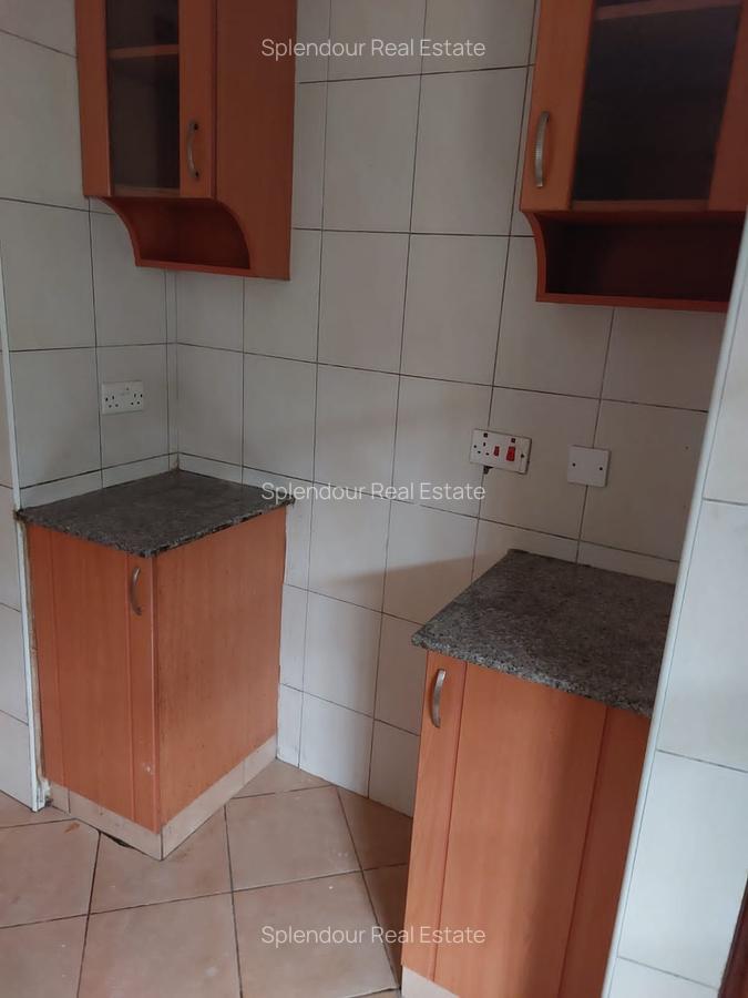 3 Bed Apartment with En Suite in Parklands - 6